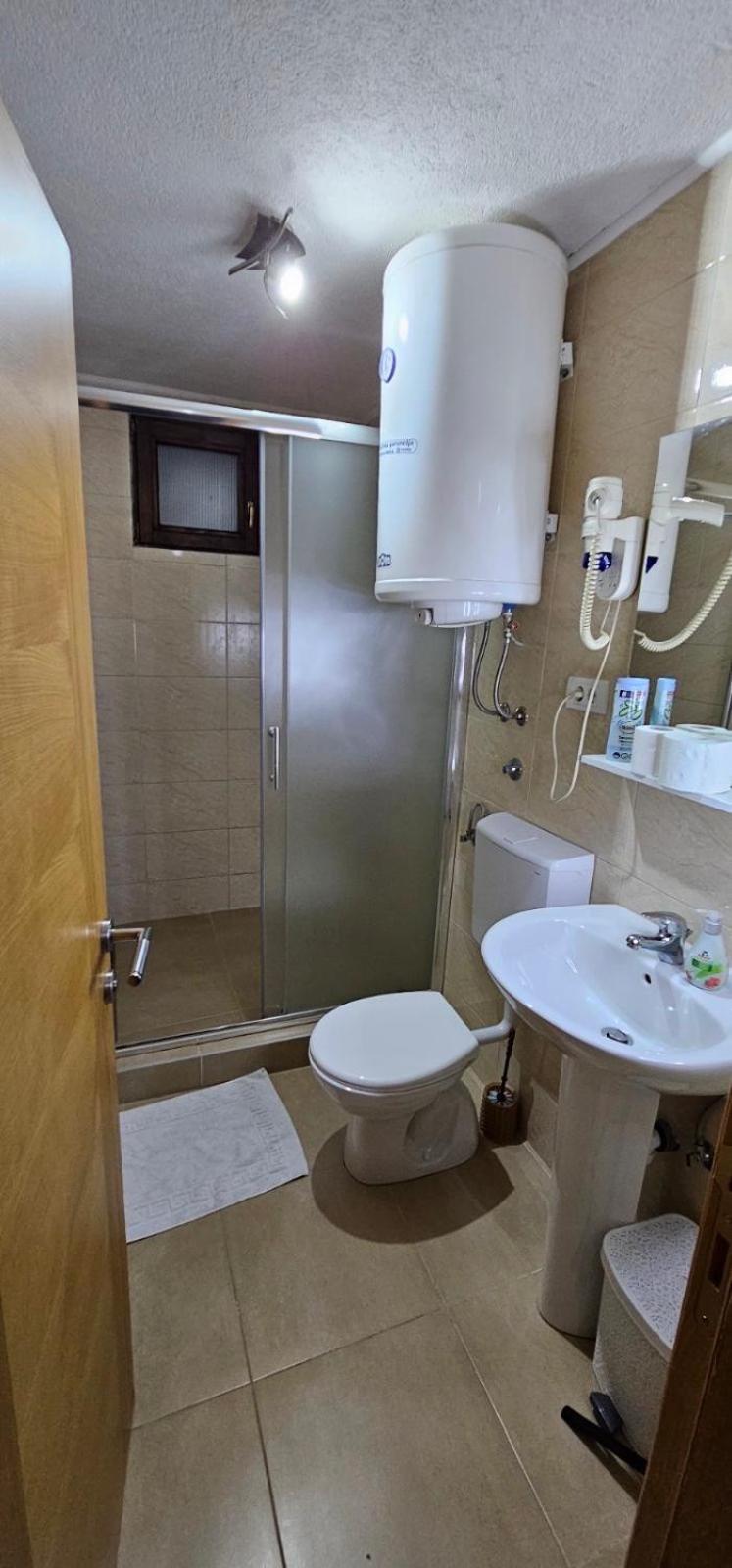 Apartmani Vesto Μπάνια Λούκα Εξωτερικό φωτογραφία