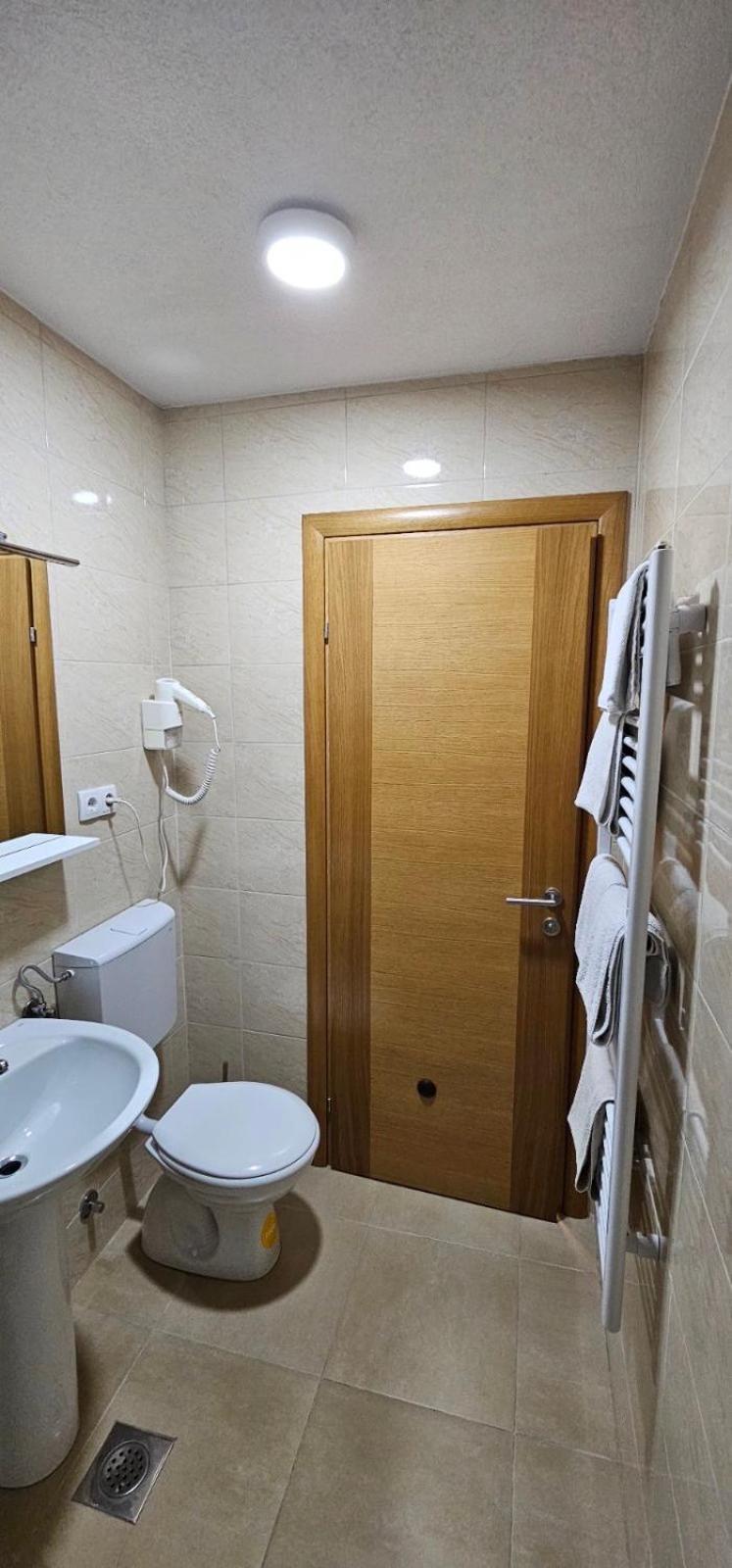 Apartmani Vesto Μπάνια Λούκα Εξωτερικό φωτογραφία