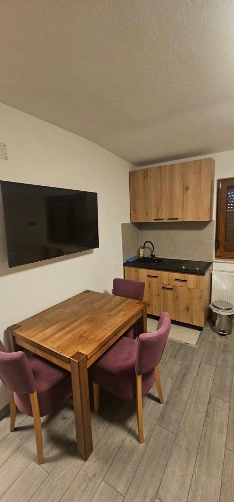 Apartmani Vesto Μπάνια Λούκα Εξωτερικό φωτογραφία