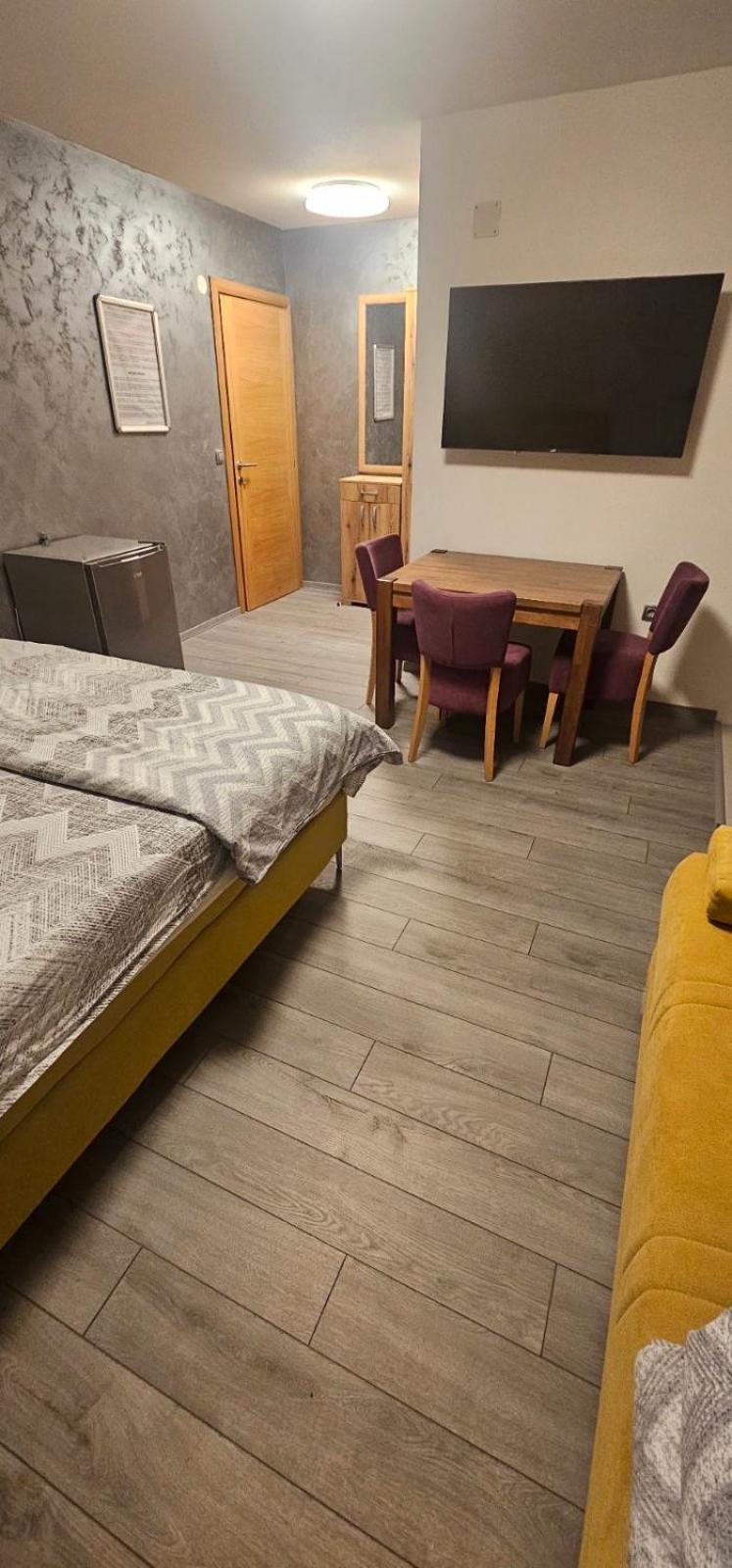 Apartmani Vesto Μπάνια Λούκα Εξωτερικό φωτογραφία